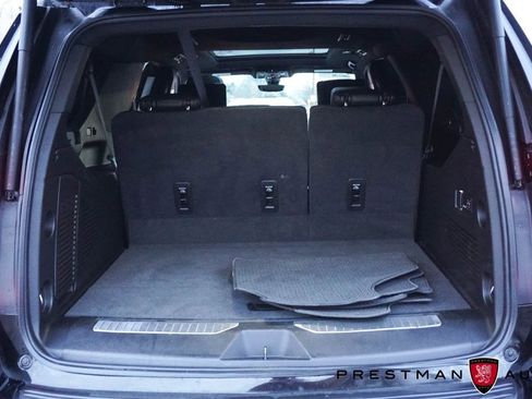 Used 2021 GMC Yukon XL Denali w/ Denali Premium Package image 36