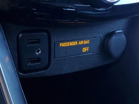 Used 2020 Chevrolet Trax Premier image 24