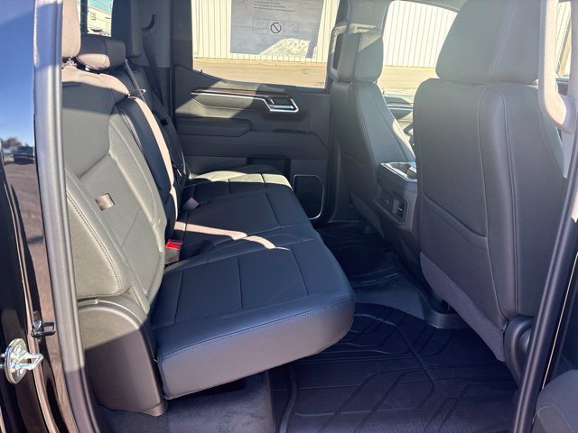 New 2026 Chevrolet Silverado 1500 RST w/ Redline Edition AWD/4WD image 23