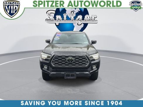 Used 2020 Toyota Tacoma TRD Off-Road AWD/4WD image 3