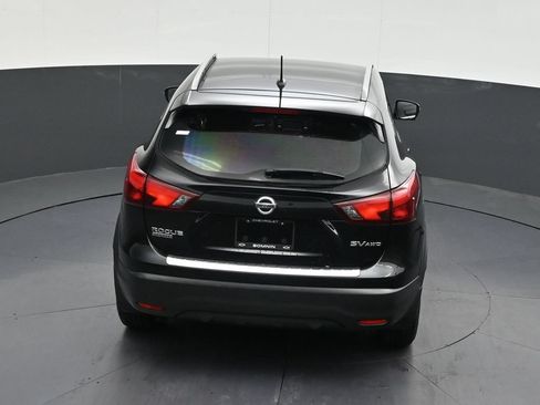 Used 2018 Nissan Rogue Sport SV w/ SV Technology Package AWD/4WD image 18