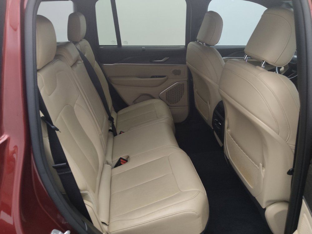 Used 2023 Jeep Grand Cherokee 4WD 4xe w/ Luxury Tech Group II image 19