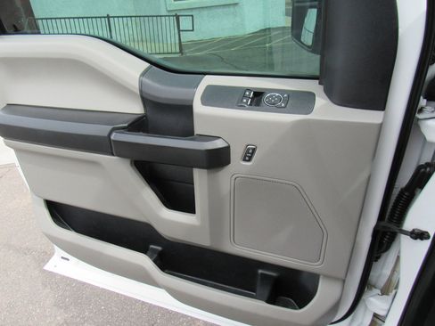 Used 2019 Ford F250 XL w/ STX Appearance Package AWD/4WD image 13