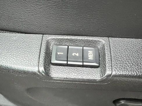 Used 2014 Buick Encore Premium image 11