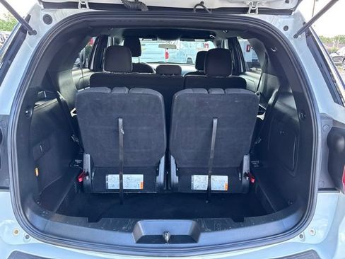Used 2019 Ford Explorer XLT AWD/4WD image 22