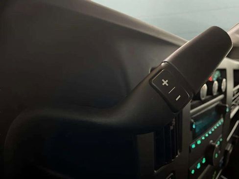 Used 2023 Chevrolet Express 3500 LT w/ LT Preferred Equipment Group image 38