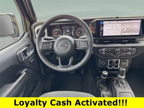 New 2025 Jeep Gladiator Sport image 32