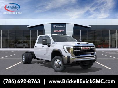 New 2026 GMC Sierra 3500 Pro w/ Convenience Package