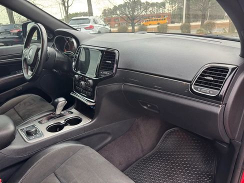 Used 2019 Jeep Grand Cherokee Trailhawk image 28