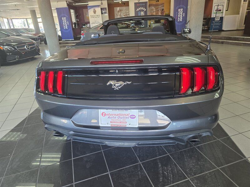Used 2019 Ford Mustang Convertible RWD image 29