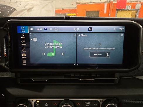 Used 2024 Jeep Gladiator Mojave w/ Convenience Group image 30