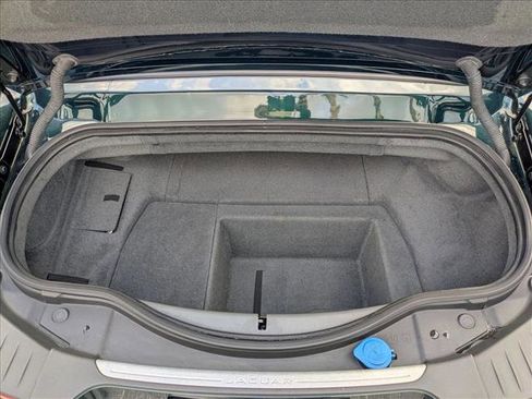 Used 2014 Jaguar F-TYPE V6 image 7