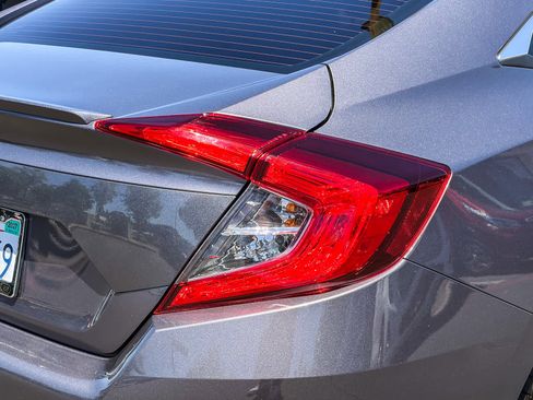 Used 2020 Honda Civic EX-L image 8