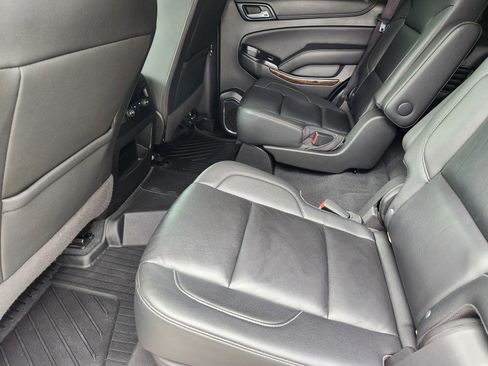 Used 2020 Chevrolet Tahoe LT RWD image 12