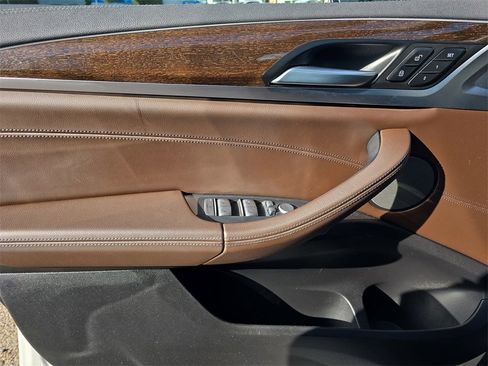 Used 2023 BMW X4 M40i w/ Premium Package image 26