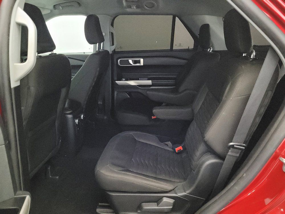 Used 2021 Ford Explorer XLT AWD/4WD image 18