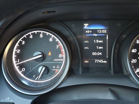 Used 2024 Toyota Camry SE image 19