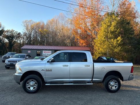 Used 2016 RAM 2500 SLT image 7