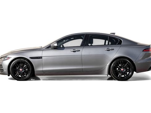 Used 2020 Jaguar XE S image 11