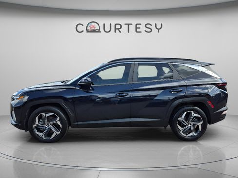 Certified 2022 Hyundai Tucson SEL AWD/4WD image 2