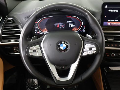 Used 2024 BMW X4 xDrive30i AWD/4WD image 44
