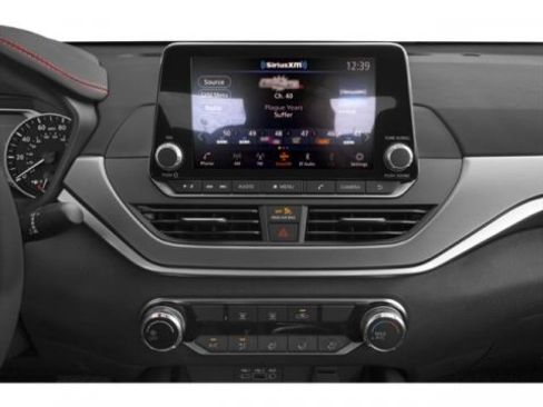 Used 2023 Nissan Altima 2.5 SR w/ SR Premium Package image 13