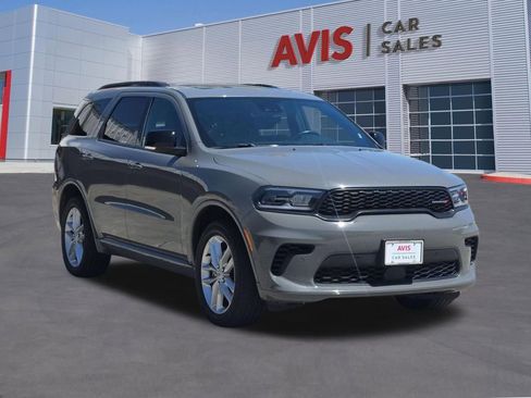 Used 2025 Dodge Durango GT AWD/4WD image 3