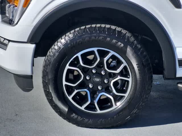 Used 2022 Ford F150 XLT w/ Equipment Group 302A High AWD/4WD image 14