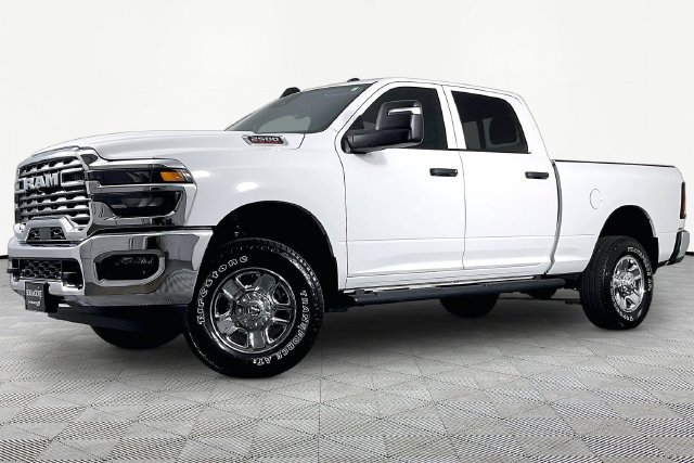 Used 2025 RAM 2500 Tradesman AWD/4WD image 1