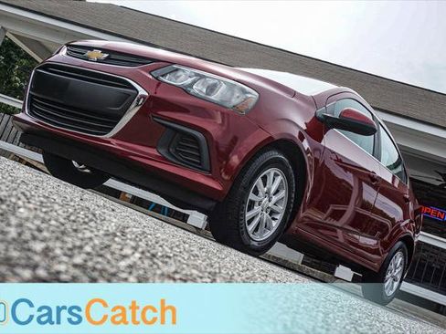 Used 2019 Chevrolet Sonic LT FWD image 4
