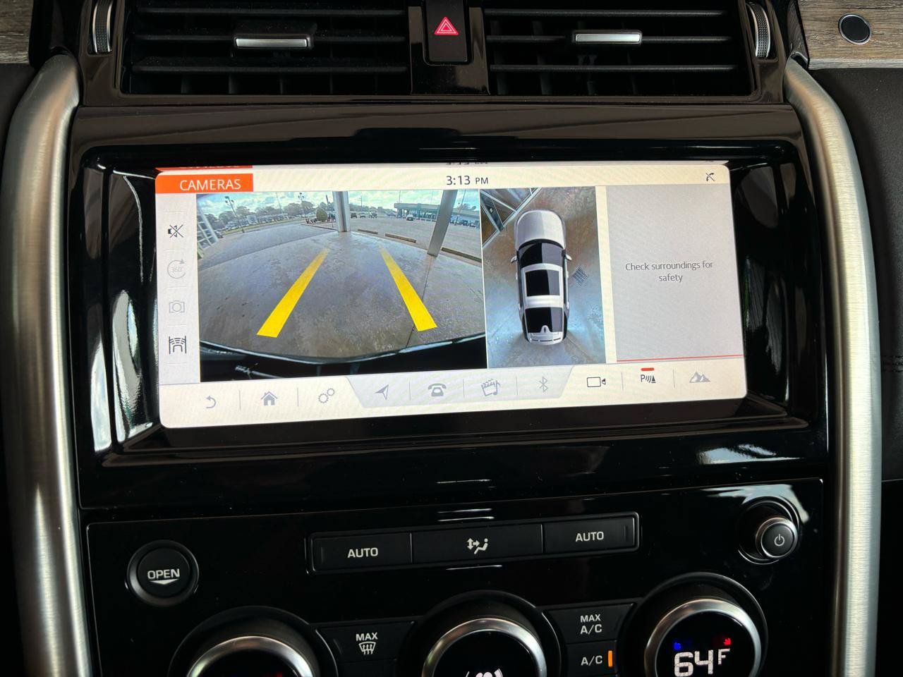 Used 2017 Land Rover Discovery HSE AWD/4WD image 19