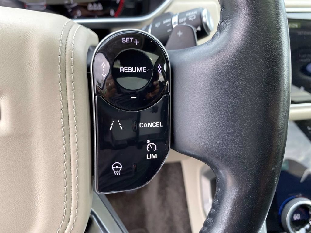 Used 2019 Land Rover Range Rover HSE AWD/4WD image 18