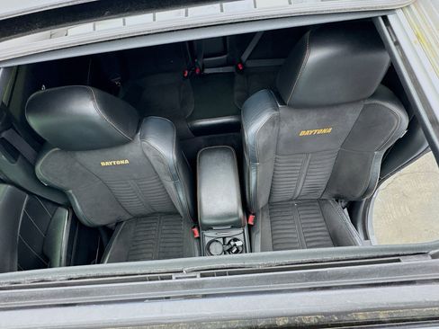 Used 2017 Dodge Charger R/T image 14