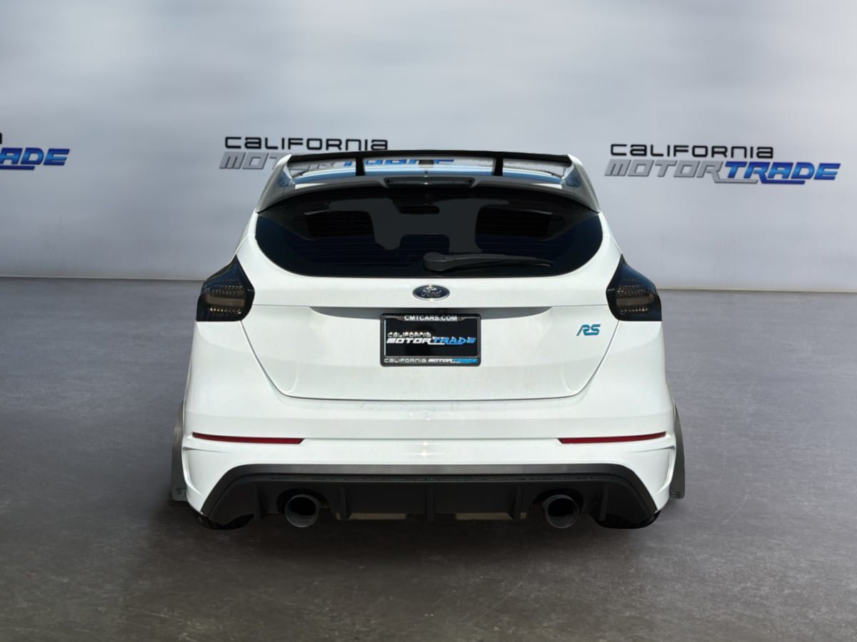 Used 2017 Ford Focus RS AWD/4WD image 6