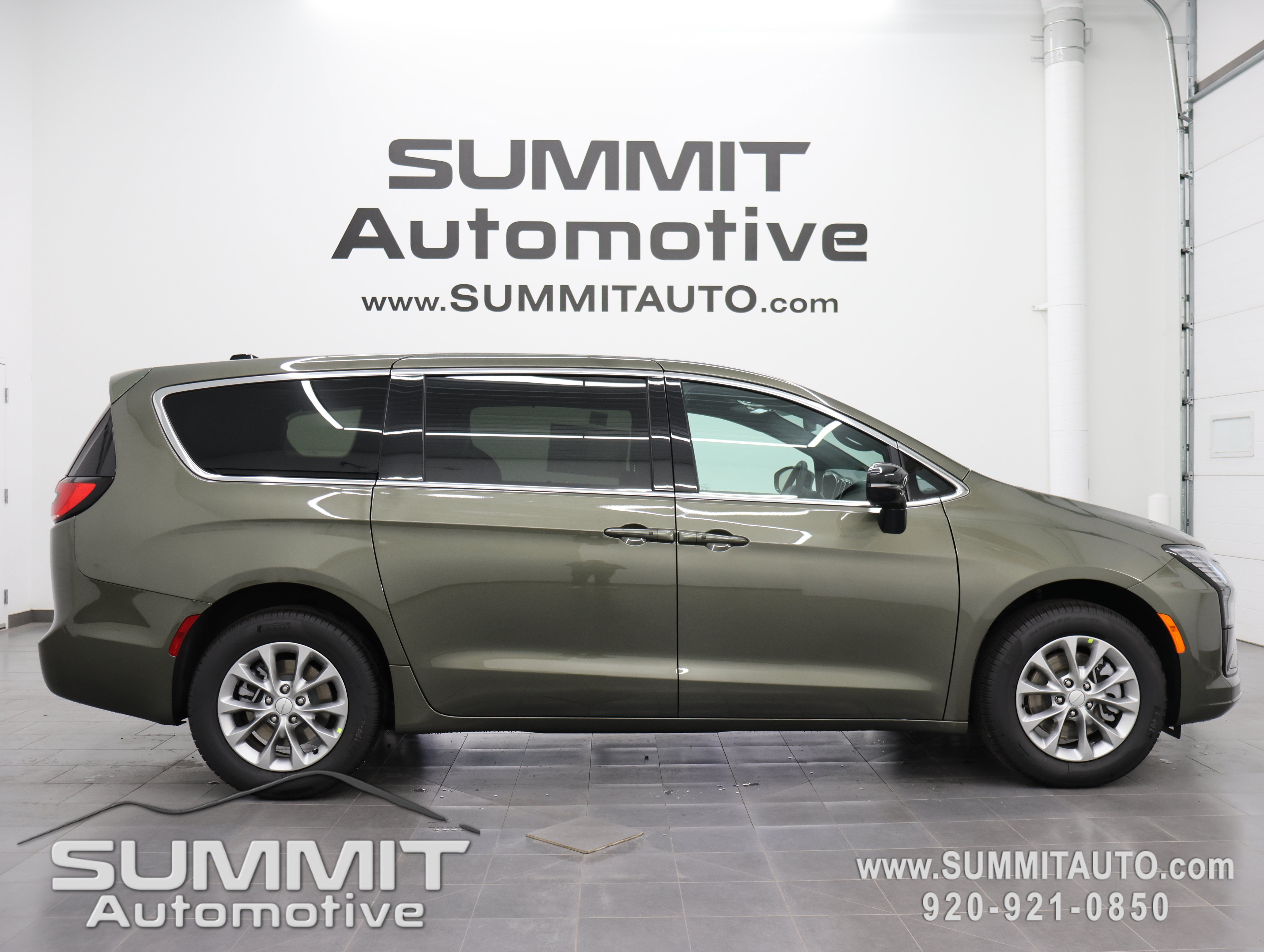 New 2027 Chrysler Pacifica Select AWD/4WD 360° Tour
