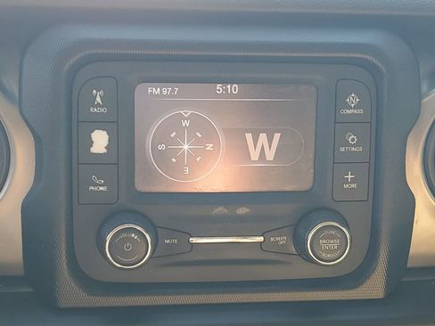 Used 2020 Jeep Wrangler Unlimited Sport S AWD/4WD image 18