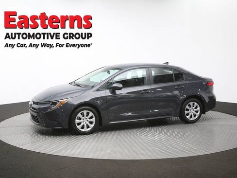 Used 2025 Toyota Corolla LE FWD image 56