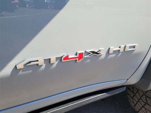 Used 2024 GMC Sierra 2500 AT4X w/ AT4X AEV Edition image 11