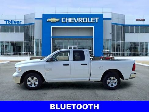 Used 2024 RAM 1500 Classic SLT image 4