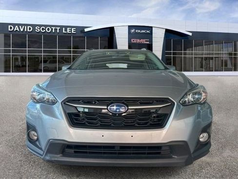 Used 2019 Subaru Crosstrek 2.0i Premium w/ Eyesight System image 2