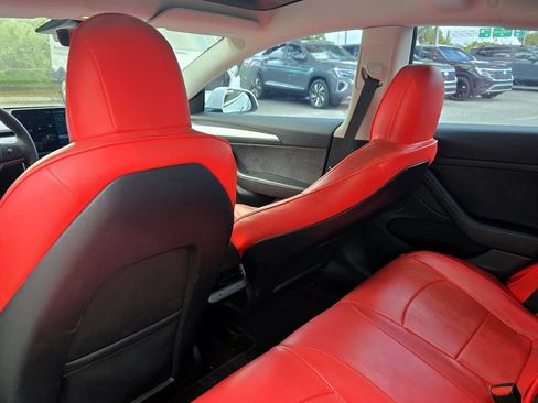 Used 2022 Tesla Model 3 Long Range AWD/4WD image 12
