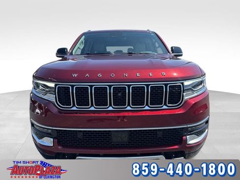 Used 2023 Jeep Wagoneer Series III w/ Convenience Group I AWD/4WD image 6