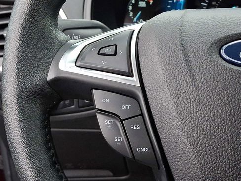 Used 2022 Ford Edge SEL w/ Convenience Package image 23