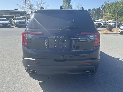 Used 2023 GMC Acadia SLE w/ Driver Convenience Package image 5