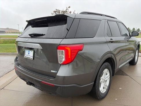 Used 2020 Ford Explorer XLT w/ Comfort Package AWD/4WD image 17