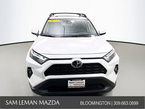 Used 2023 Toyota RAV4 XLE Premium image 2