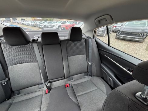 Used 2025 Toyota Camry LE image 36