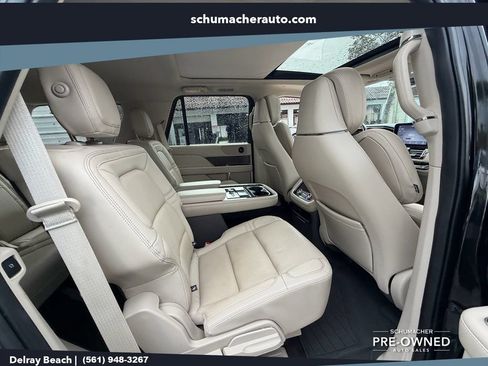 Used 2020 Lincoln Navigator Reserve RWD image 15