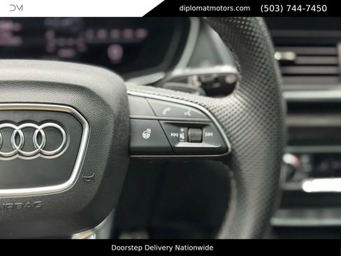 Used 2022 Audi SQ5 Premium Plus w/ Premium Plus Package image 35