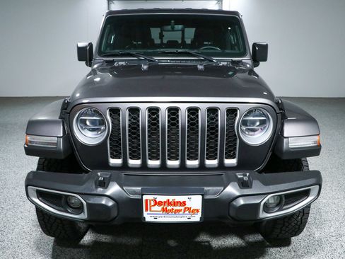 Used 2022 Jeep Gladiator Overland w/ Popular Equipment Package AWD/4WD image 4